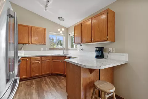 Kitchen - 3224 E 42nd Ave, Spokane, WA 99223 photo 2 of 4