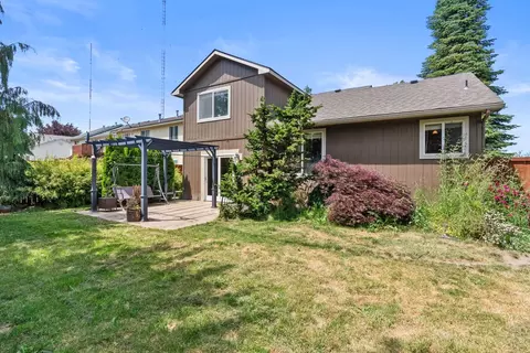 Exterior - 3224 E 42nd Ave, Spokane, WA 99223 photo 7 of 8