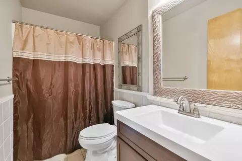 Bath - 3224 E 42nd Ave, Spokane, WA 99223 photo 1 of 2