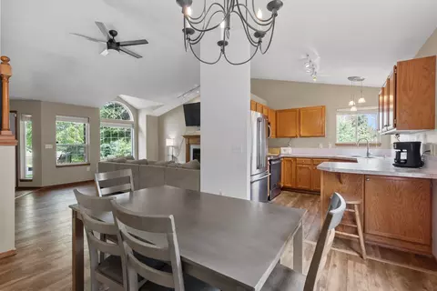 Dining - 3224 E 42nd Ave, Spokane, WA 99223 photo 2 of 2