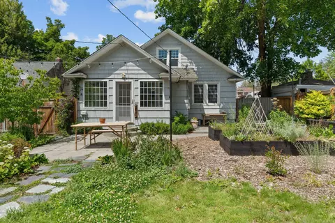 Exterior - 624 E 24th Ave, Spokane, WA 99203 photo 7 of 8