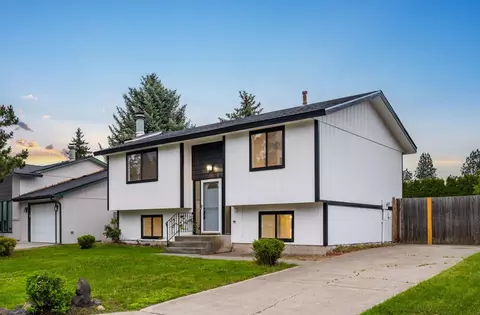 Exterior - 710 E Cascade Pl, Spokane, WA 99208 photo 2 of 16