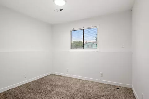 Bedroom - 710 E Cascade Pl, Spokane, WA 99208 photo 3 of 3
