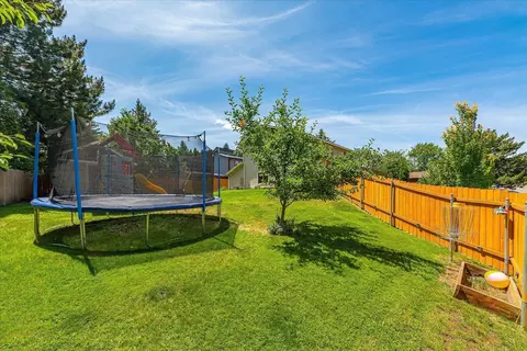 4716 E 46th Ave, Spokane, WA 99223 photo 39