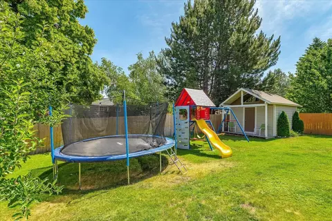 4716 E 46th Ave, Spokane, WA 99223 photo 40