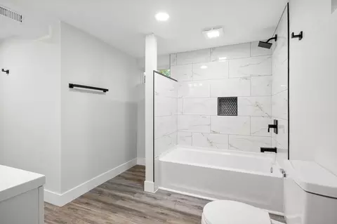 Bath - 13214 E Semro Ave, Spokane Valley, WA 99216 photo 4 of 5