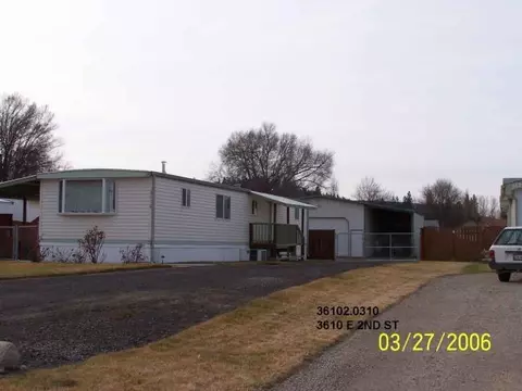 3610 E 2nd Ct, Mead, WA 99021