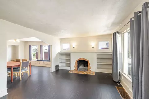 Living - 1111 E Augusta Ave, Spokane, WA 99207 photo 2 of 2