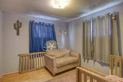 Bedroom - 2804 E Marshall Ave, Spokane, WA 99207 photo 1 of 2