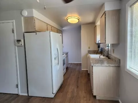 704 E Beacon Ave, Spokane, WA 99208 photo 3