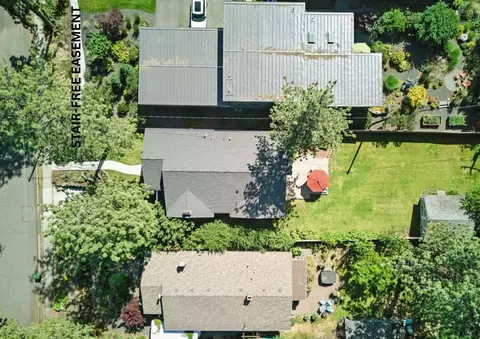 View/Area - 422 E 16th Ave, Spokane, WA 99203 photo 1 of 3
