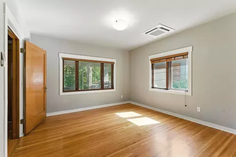 Bedroom - 422 E 16th Ave, Spokane, WA 99203 photo 1 of 4