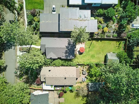 View/Area - 422 E 16th Ave, Spokane, WA 99203 photo 3 of 3
