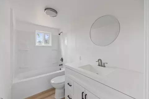 Bath - 7201 E 5th Ave, Spokane Valley, WA 99212 photo 1 of 1