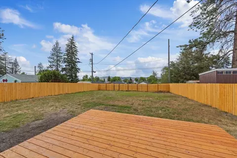 Exterior - 7201 E 5th Ave, Spokane Valley, WA 99212 photo 3 of 7