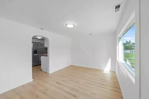 Living - 7201 E 5th Ave, Spokane Valley, WA 99212 photo 3 of 5