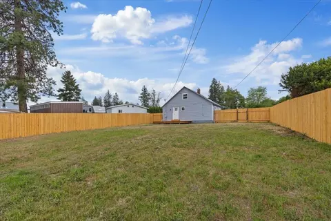 Exterior - 7201 E 5th Ave, Spokane Valley, WA 99212 photo 6 of 7