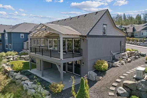 125 E Sapphire Ln, Spokane, WA 99208 photo 3