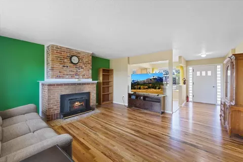 34 Euclid Ave, Spokane, WA 99207 photo 3