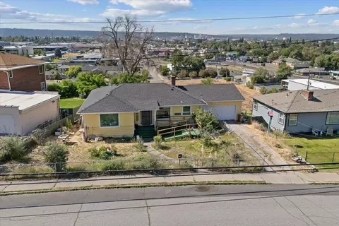 34 Euclid Ave, Spokane, WA 99207