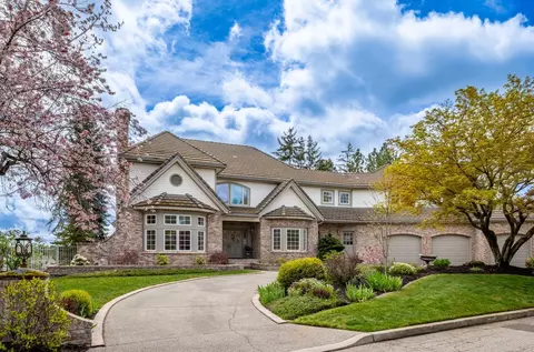 1714 E South Ridge Dr, Spokane, WA 99223