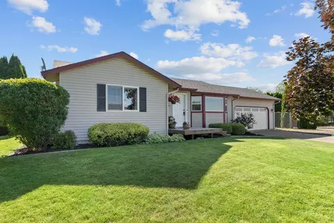 5606 N Canal Rd, Newman Lake, WA 99025