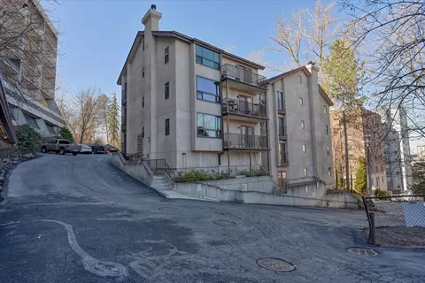 707 W 6th Ave #44, Spokane, WA 99204