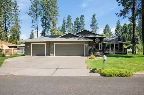 4927 E Greenleaf Ave, Mead, WA 99021