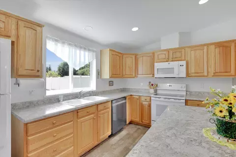 3518 E 3rd Ave, Mead, WA 99021 photo 14