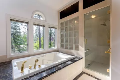 2010 E Pinecrest Rd, Spokane, WA 99203 photo 29