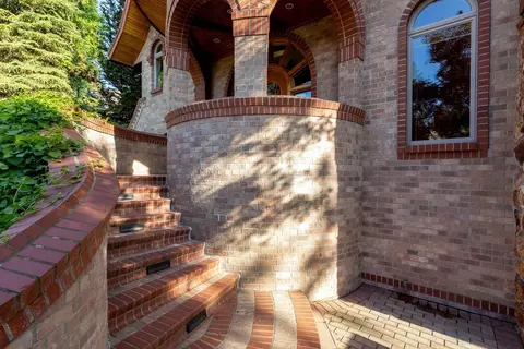 2010 E Pinecrest Rd, Spokane, WA 99203 photo 4