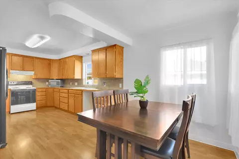 2911 E Augusta Ave, Spokane, WA 99207 photo 4