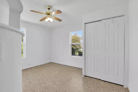 2911 E Augusta Ave, Spokane, WA 99207 photo 7