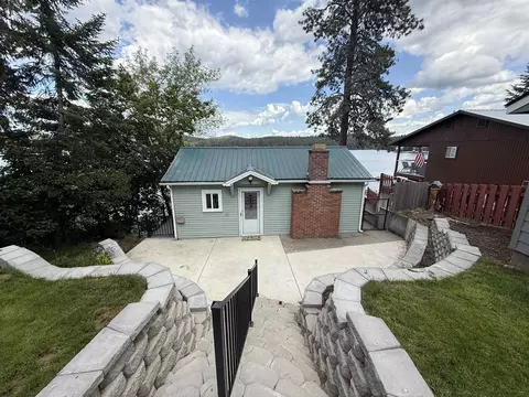 45530 Lake Shore Homes Rd, Loon Lake, WA 99148