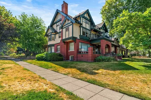 903 S Adams St, Spokane, WA 99204