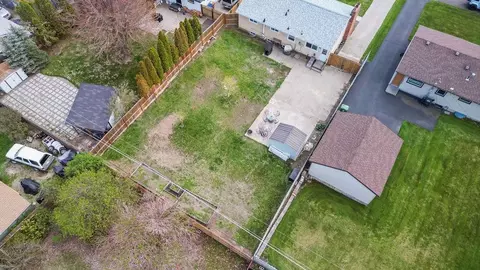 View/Area - 2811 E 39th Ave, Spokane, WA 99223 photo 5 of 8
