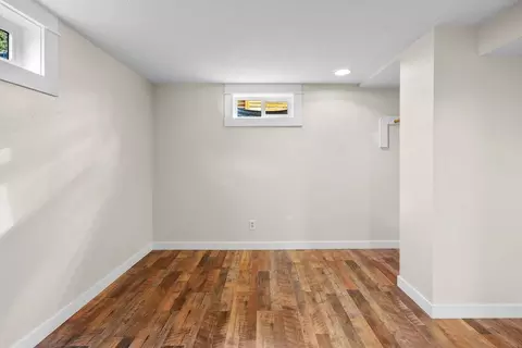 Bedroom - 2811 E 39th Ave, Spokane, WA 99223 photo 5 of 6