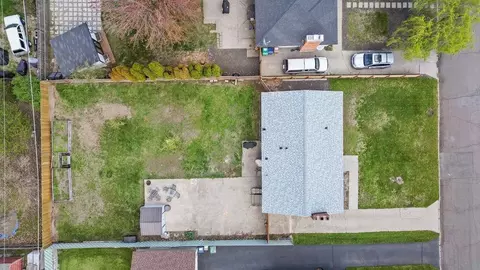 View/Area - 2811 E 39th Ave, Spokane, WA 99223 photo 4 of 8