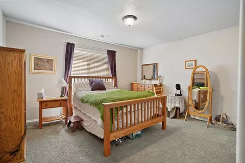 Bedroom - 1636 E Vanetta Ln, Spokane, WA 99217 photo 1 of 6