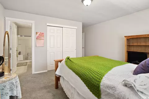 Bedroom - 1636 E Vanetta Ln, Spokane, WA 99217 photo 2 of 6