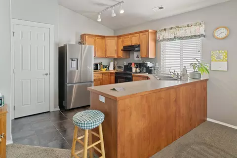 Kitchen - 1636 E Vanetta Ln, Spokane, WA 99217 photo 1 of 4