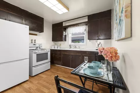 Kitchen - 5218 E Commerce Ave, Spokane, WA 99212 photo 2 of 3