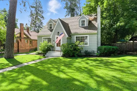 Exterior - 914 E 17th Ave, Spokane, WA 99203 photo 11 of 13