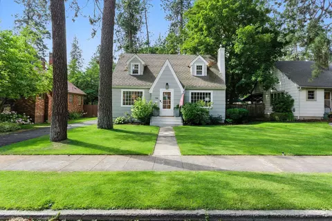 Exterior - 914 E 17th Ave, Spokane, WA 99203 photo 13 of 13