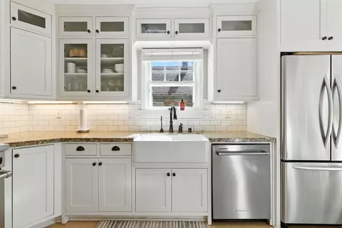 Kitchen - 914 E 17th Ave, Spokane, WA 99203 photo 4 of 4