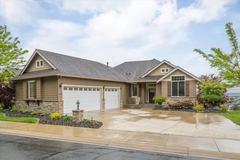 1209 N Dunbarton Oaks Ln, Liberty Lake, WA 99019