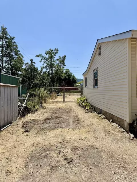 Exterior - 6818 E 5th Ave, Spokane Valley, WA 99212 photo 13 of 13
