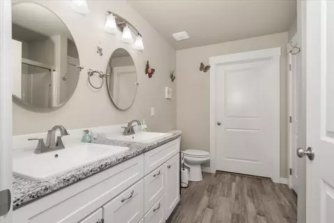 Bath - 3921 E Longfellow Ave, Spokane, WA 99217 photo 1 of 3