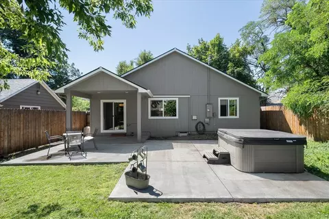 Exterior - 3921 E Longfellow Ave, Spokane, WA 99217 photo 10 of 14