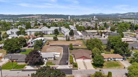 6 North Whipple Road, Spokane Valley, WA 99206